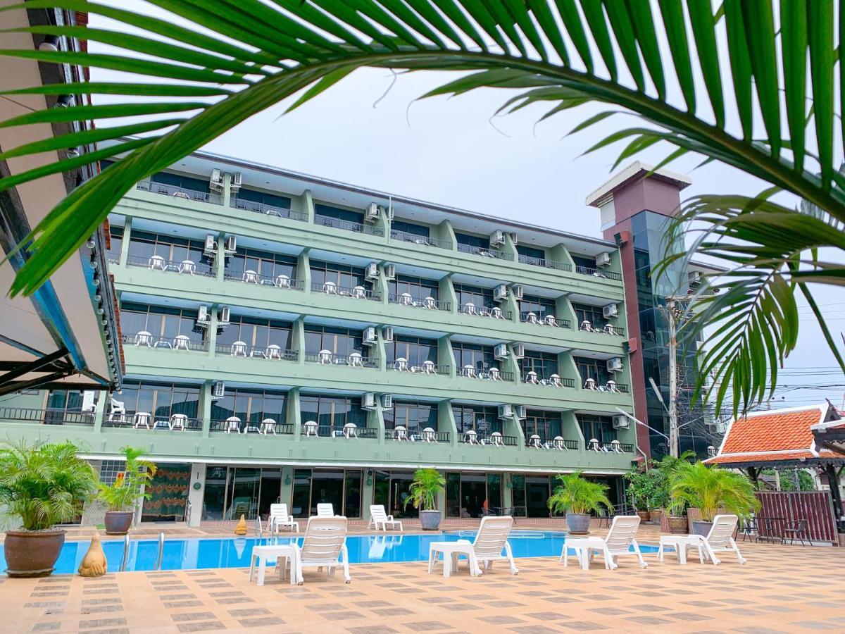 Suppamitr Villa Hotel Паттайя Экстерьер фото