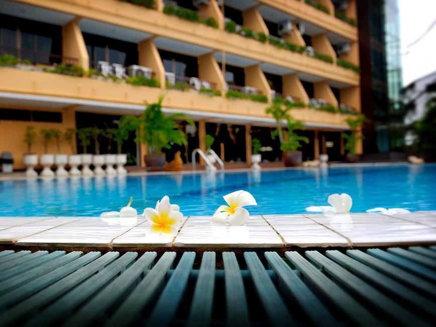 Suppamitr Villa Hotel Паттайя Экстерьер фото