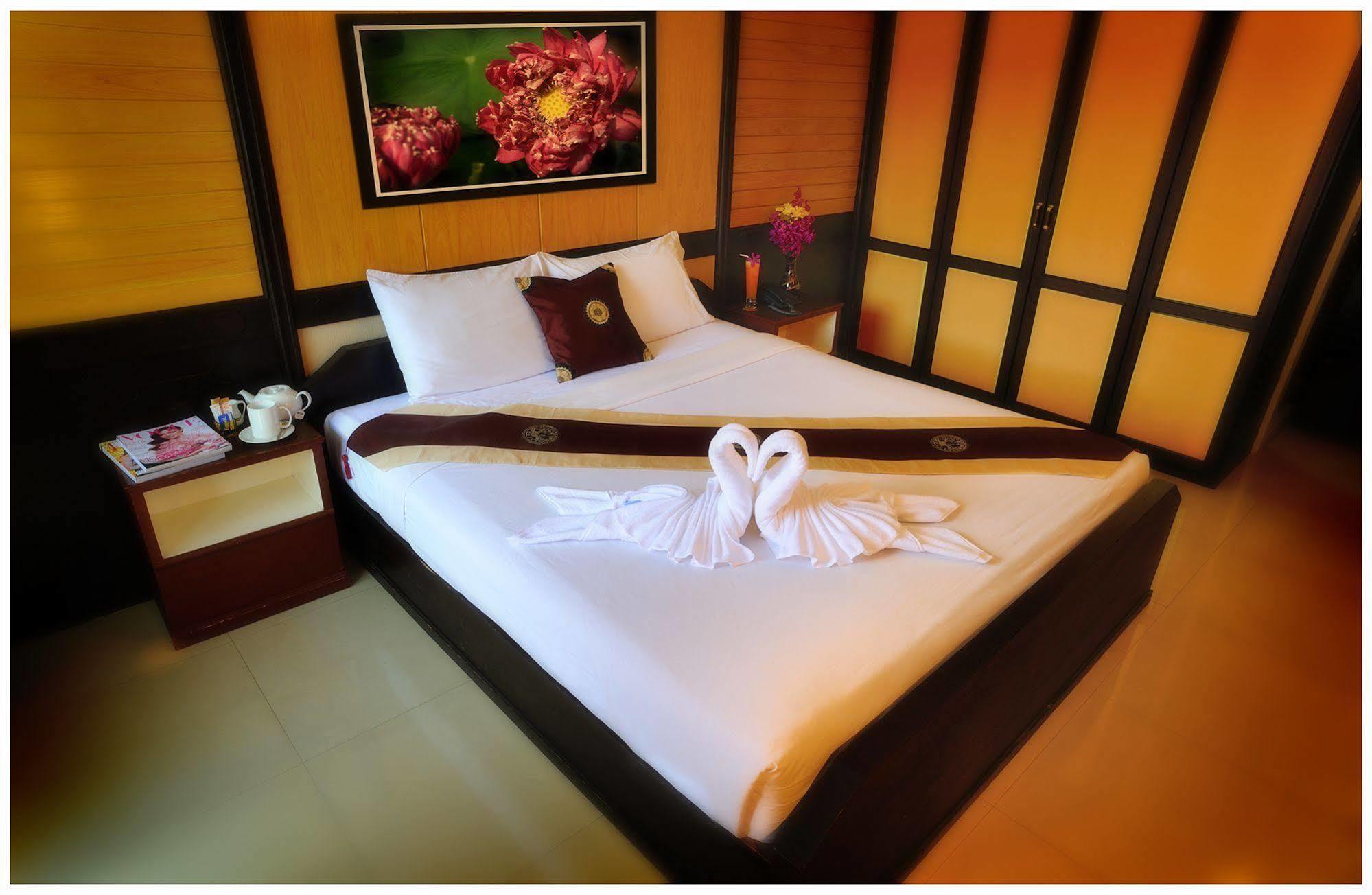 Suppamitr Villa Hotel Паттайя Экстерьер фото