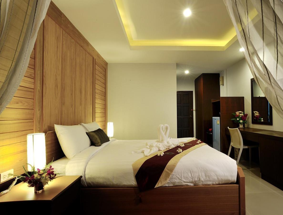 Suppamitr Villa Hotel Паттайя Экстерьер фото