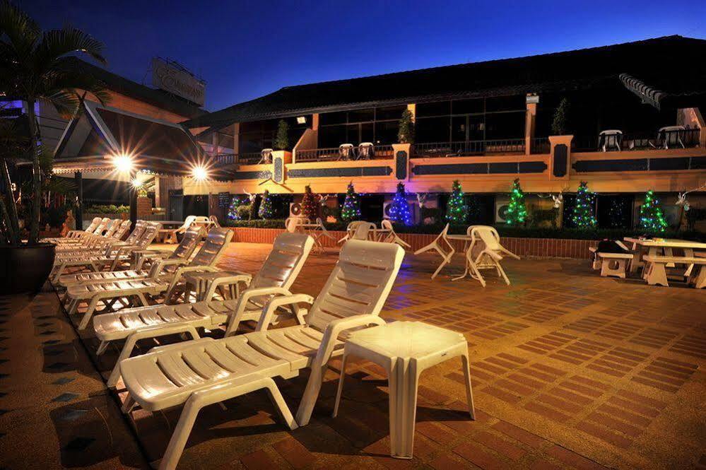 Suppamitr Villa Hotel Паттайя Экстерьер фото
